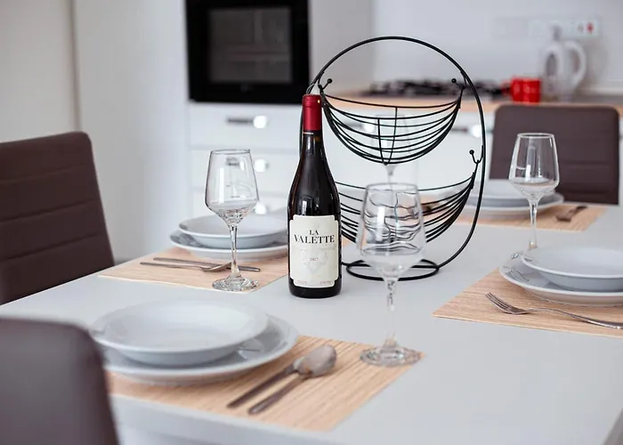 Brend New One Bedroom Penthouse 公寓 圣保罗湾城