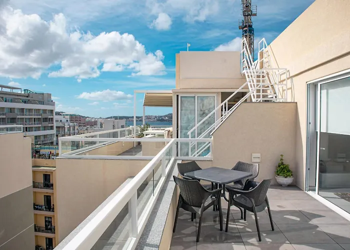 Brend New One Bedroom Penthouse * St. Paul's Bay