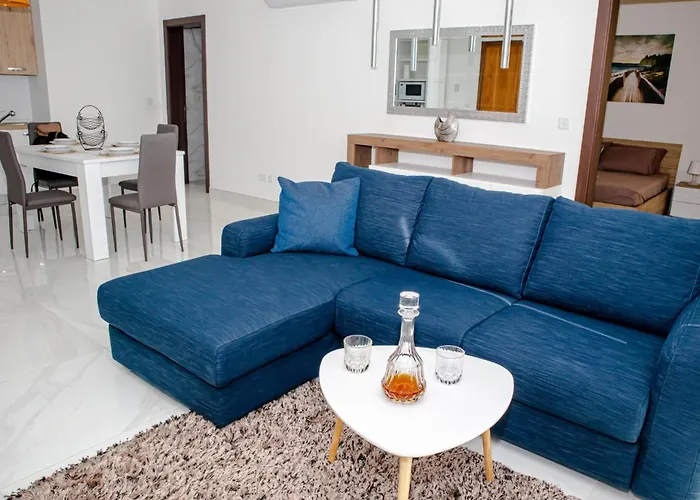 Brend New One Bedroom Penthouse St. Paul's Bay